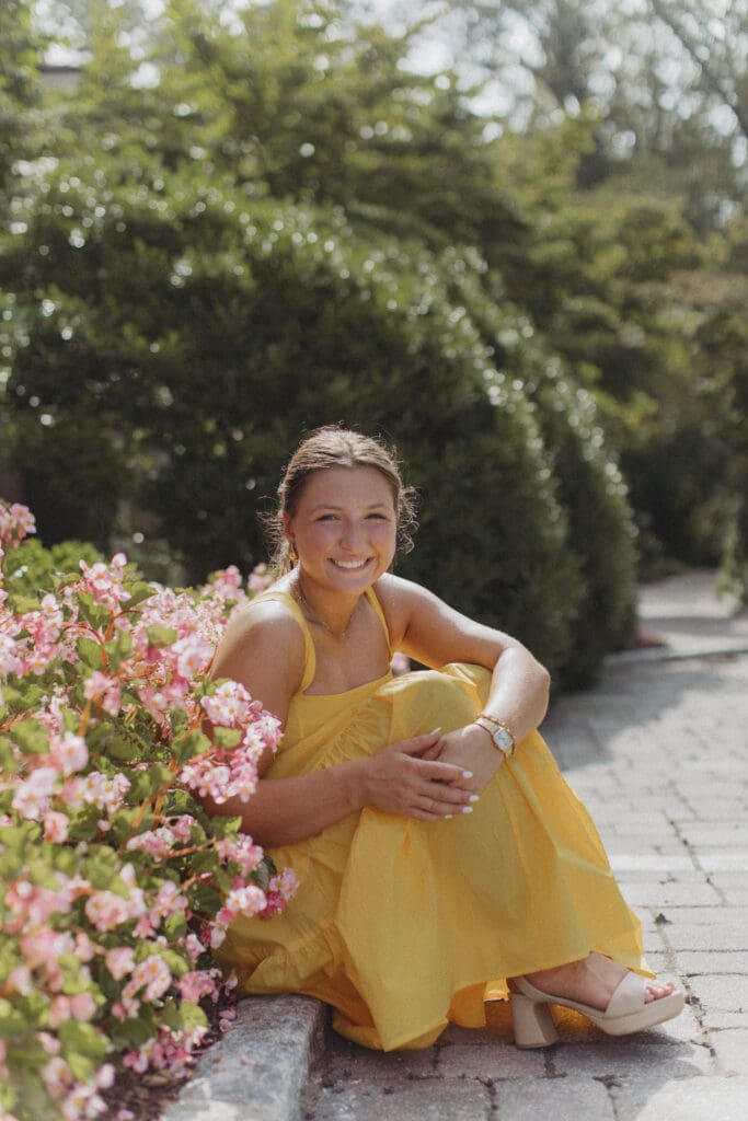 senior pictures at dixon gardens